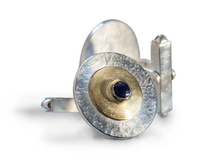 Manschettenknöpfe in Silber mit Safir und Goldbelötung